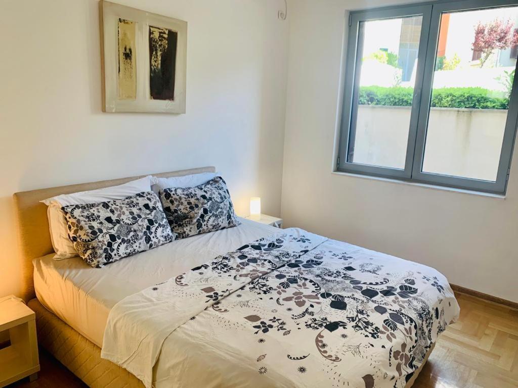 Lavender Bay Apartment F8 Donji Morinj Εξωτερικό φωτογραφία
